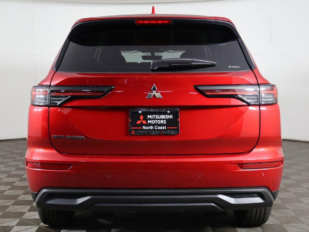 New 2026 Mitsubishi Outlander ES AWD/4WD image 12