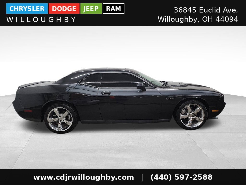 Used 2010 Dodge Challenger R/T RWD image 4
