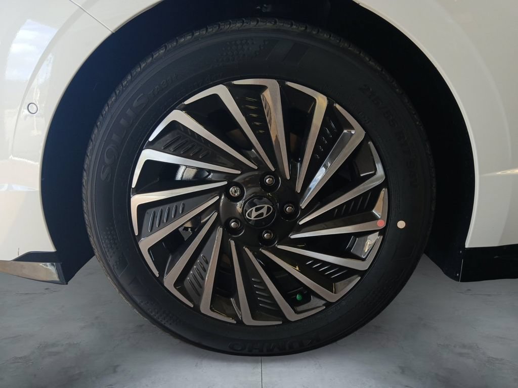 New 2026 Hyundai Sonata Limited FWD image 14