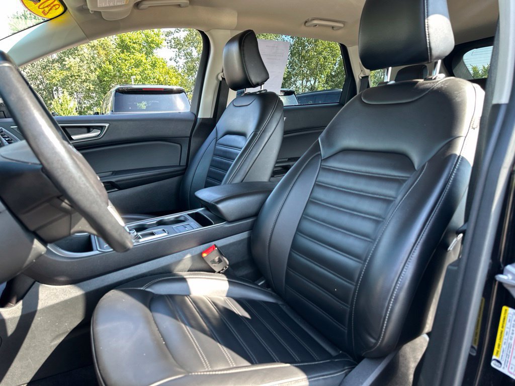 Used 2023 Ford Edge SEL AWD/4WD image 36