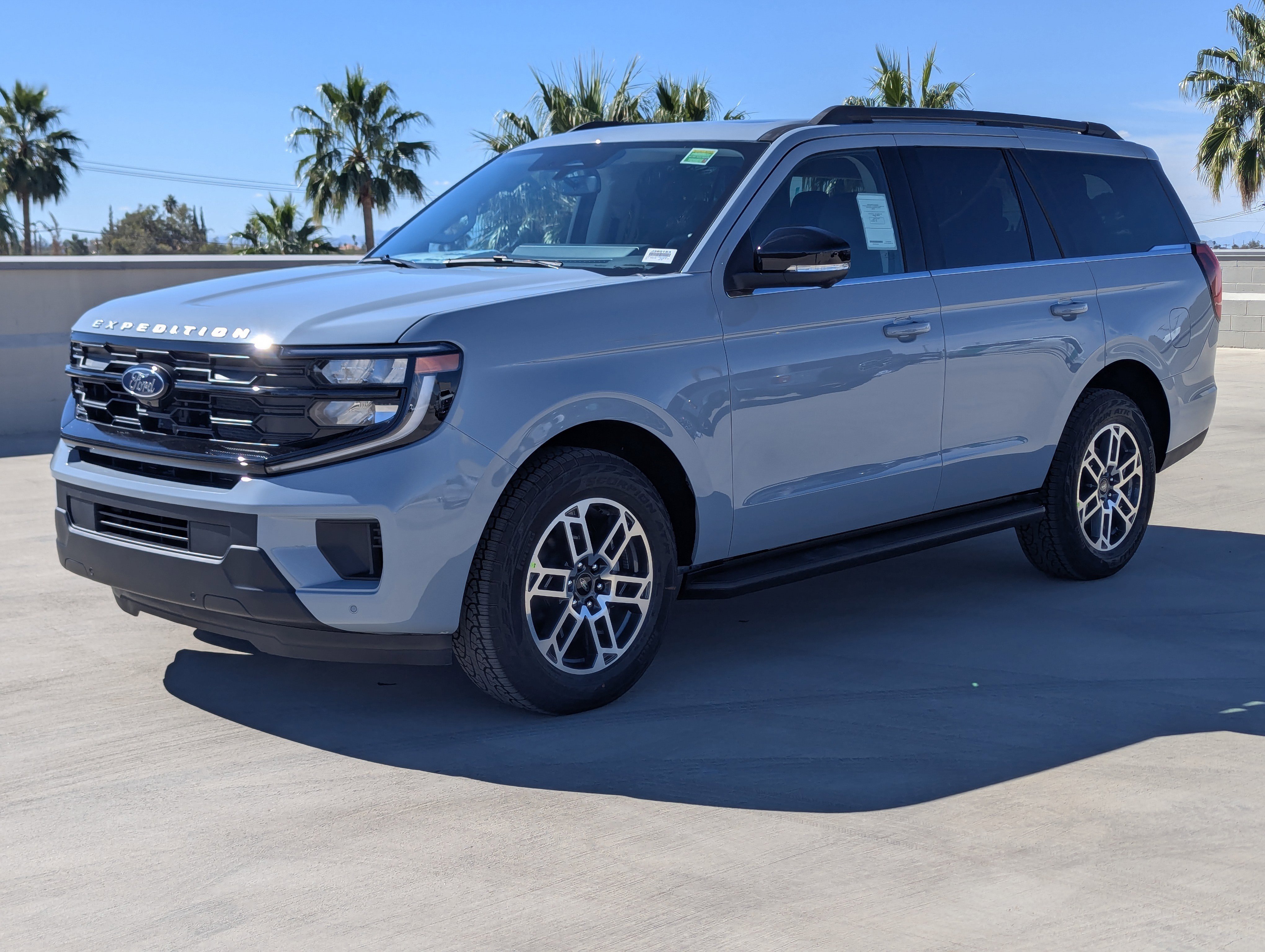 New 2026 Ford Expedition Active image 5