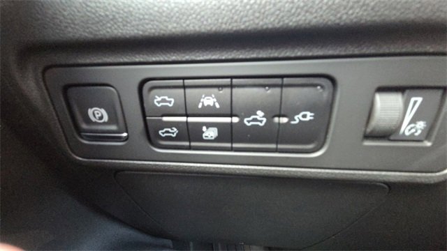 New 2025 GMC Hummer EV 2X image 33