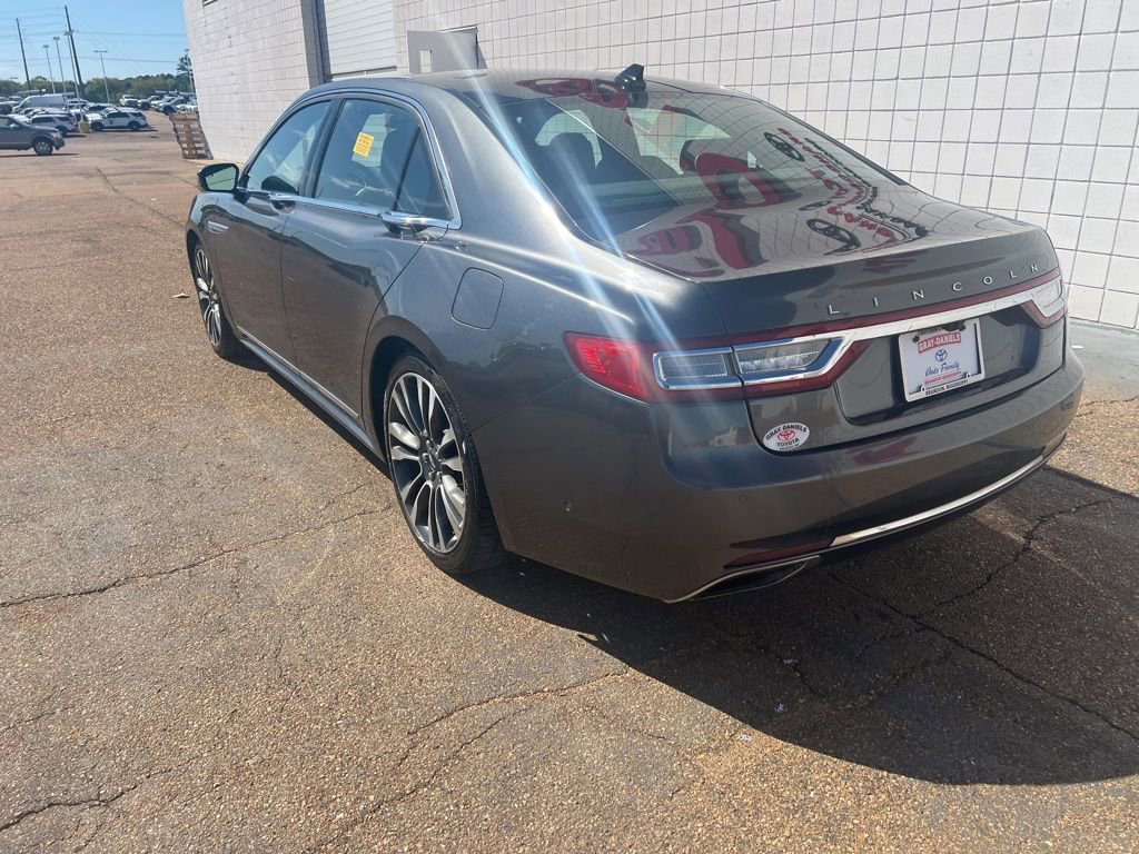 Used 2020 Lincoln Continental Reserve w/ Luxury Package image 18