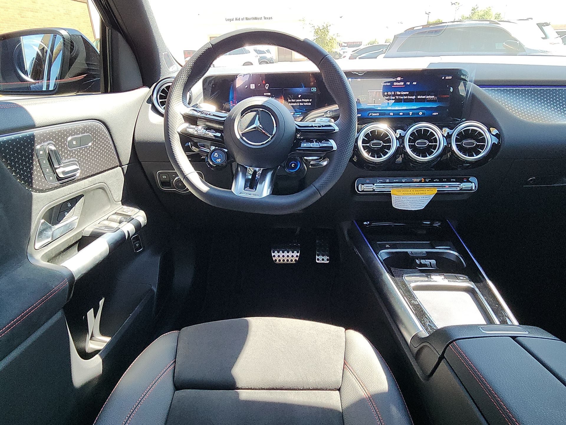 New 2025 Mercedes-Benz GLA 35 AMG 4MATIC image 14