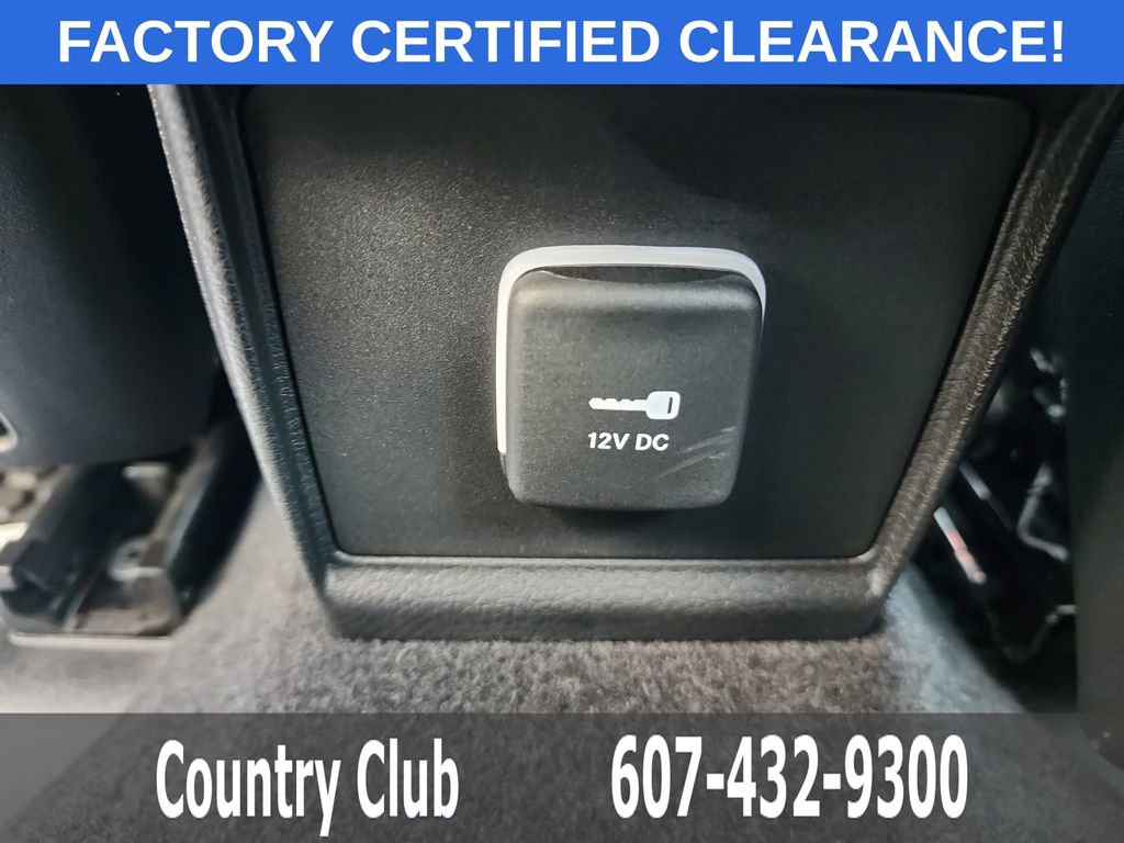 Used 2024 Jeep Compass Latitude w/ Convenience Group AWD/4WD image 27
