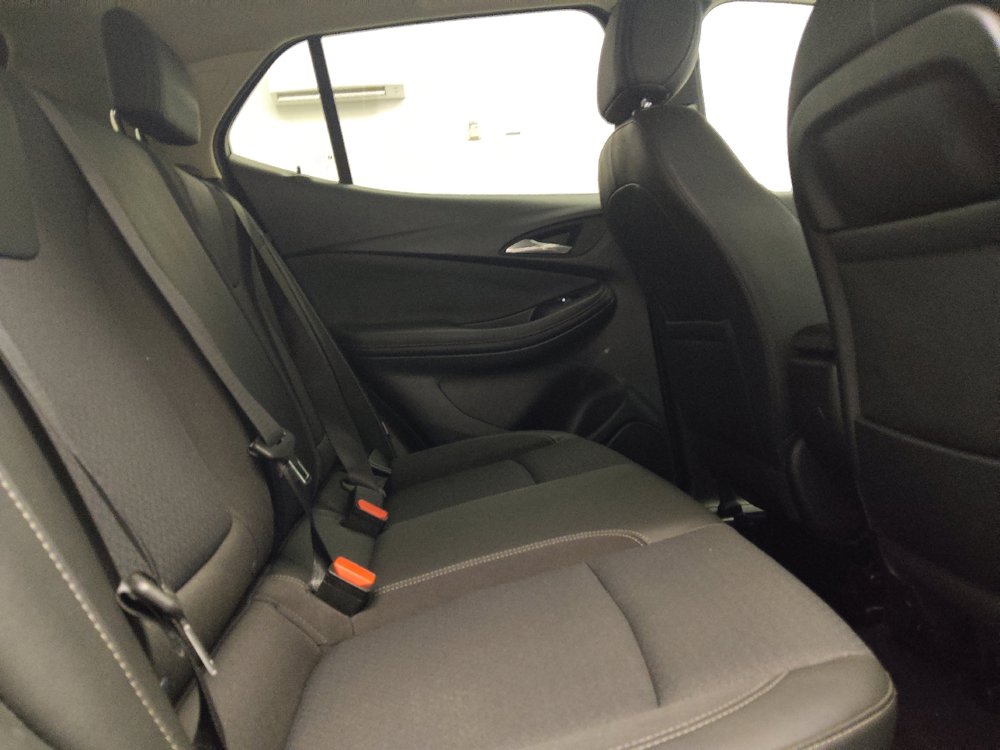 Used 2021 Buick Encore GX Preferred w/ Sport Touring Package FWD image 19
