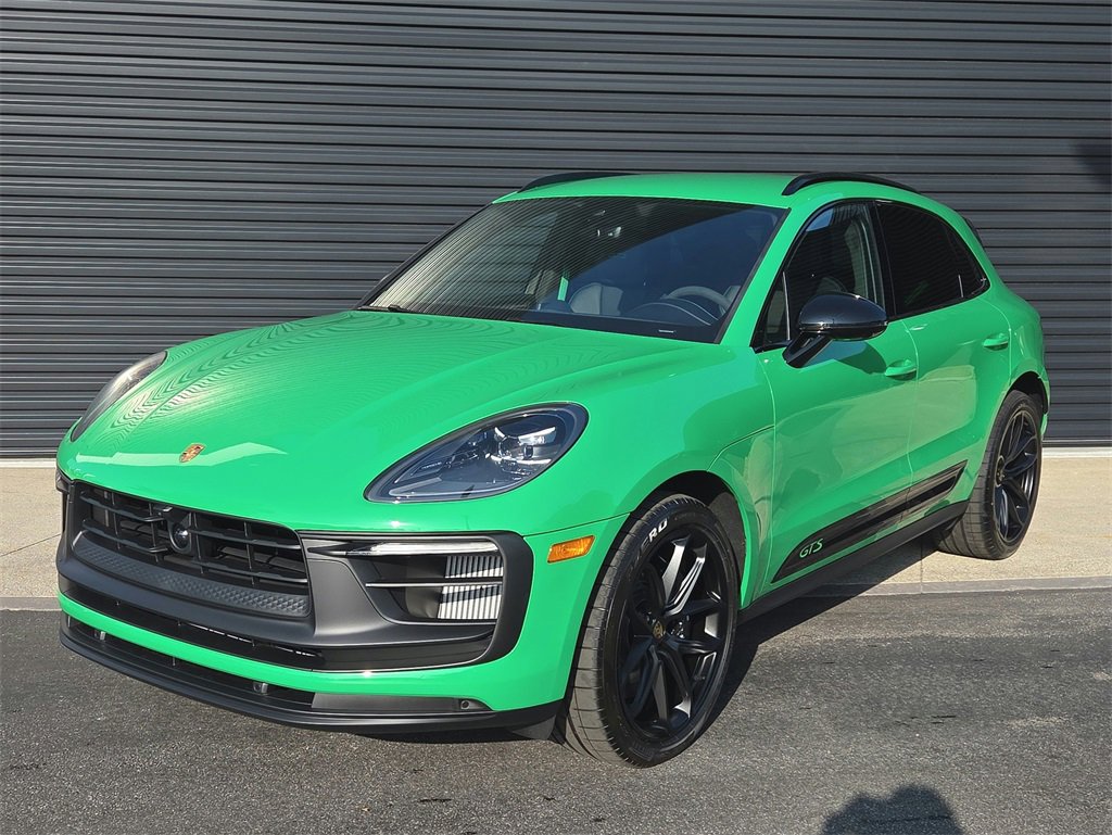 New 2026 Porsche Macan GTS image 1
