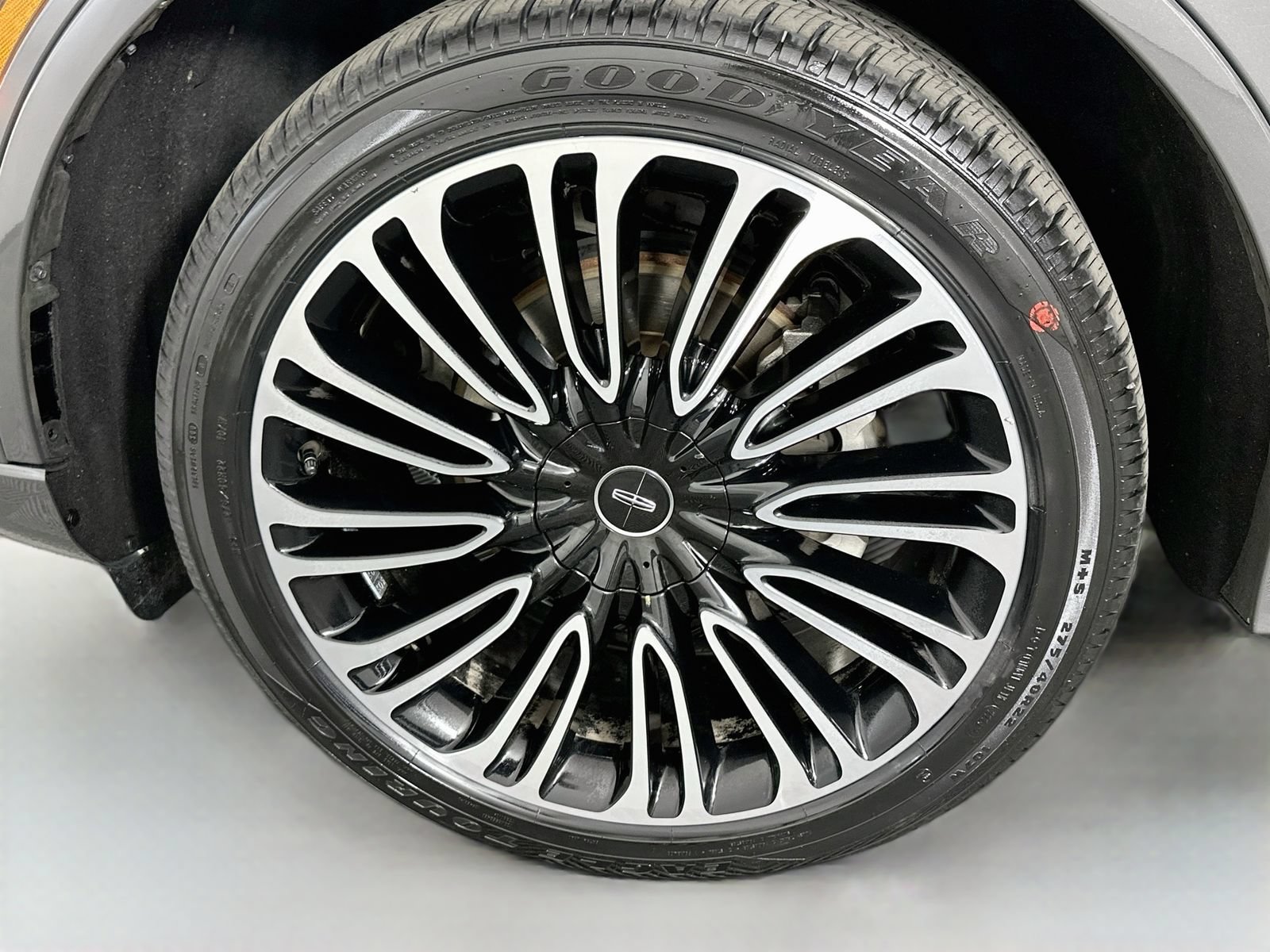 Used 2022 Lincoln Aviator Black Label w/ Dynamic Handling Package AWD/4WD image 33