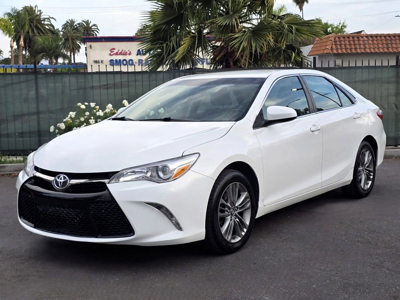 Used 2017 Toyota Camry SE
