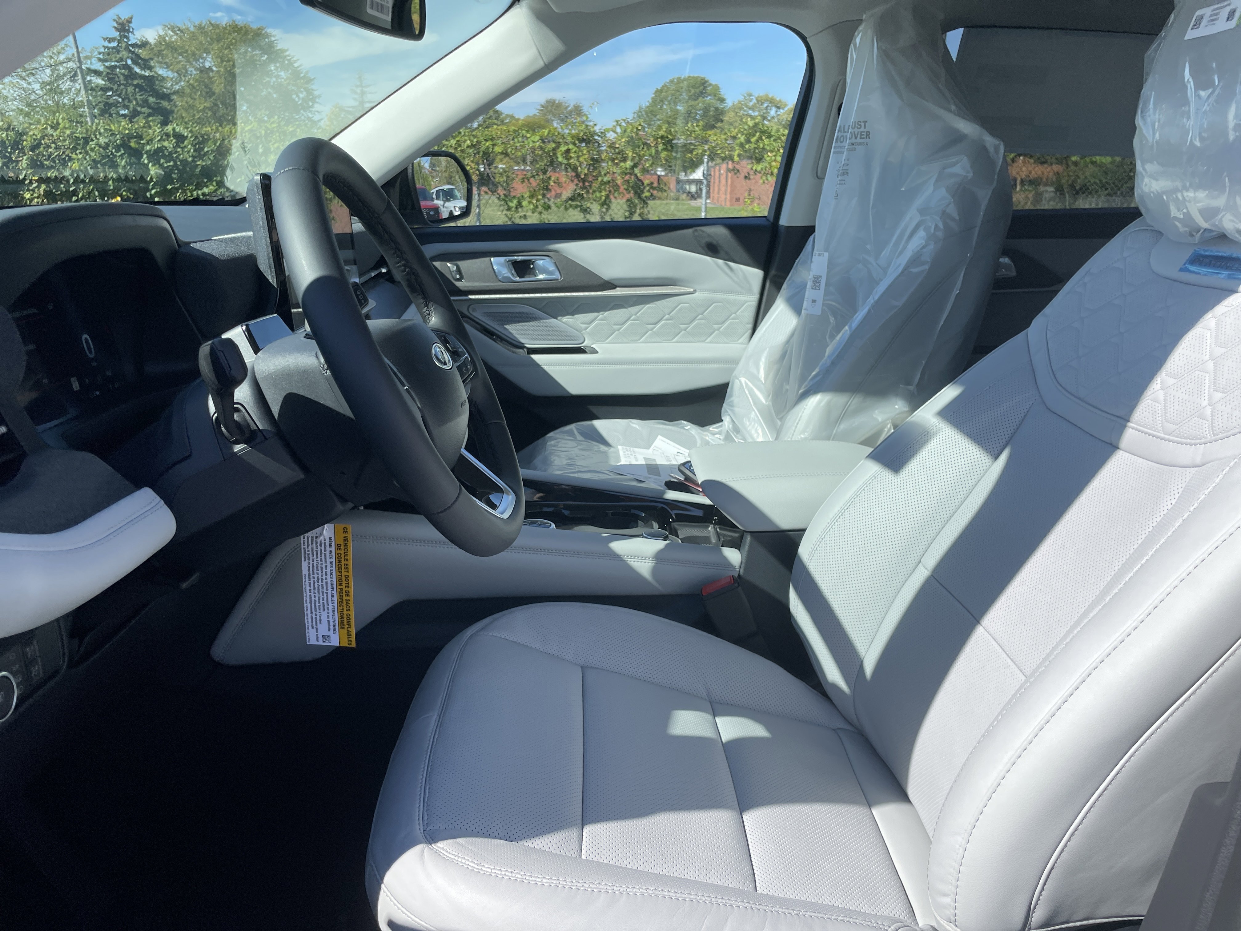 New 2026 Ford Explorer Platinum image 10