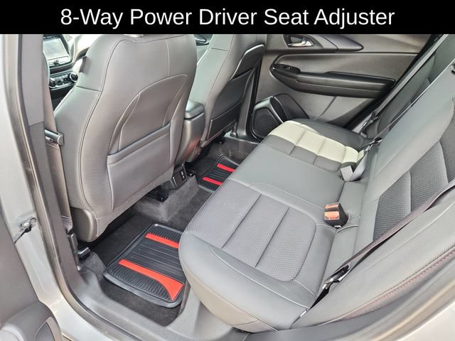 Used 2023 Chevrolet TrailBlazer RS w/ Technology Package FWD image 27