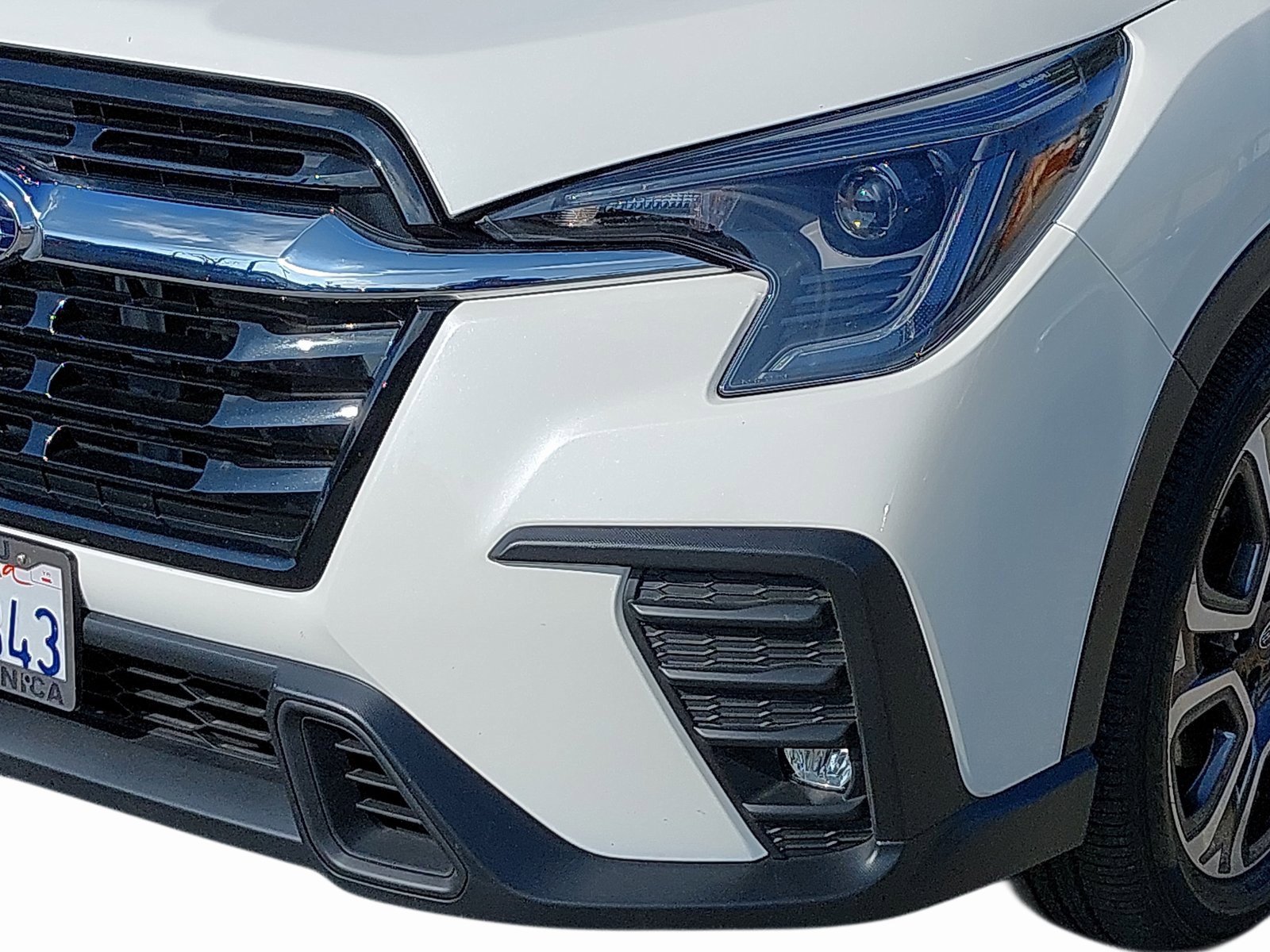 Used 2023 Subaru Ascent Limited w/ Technology Package image 9