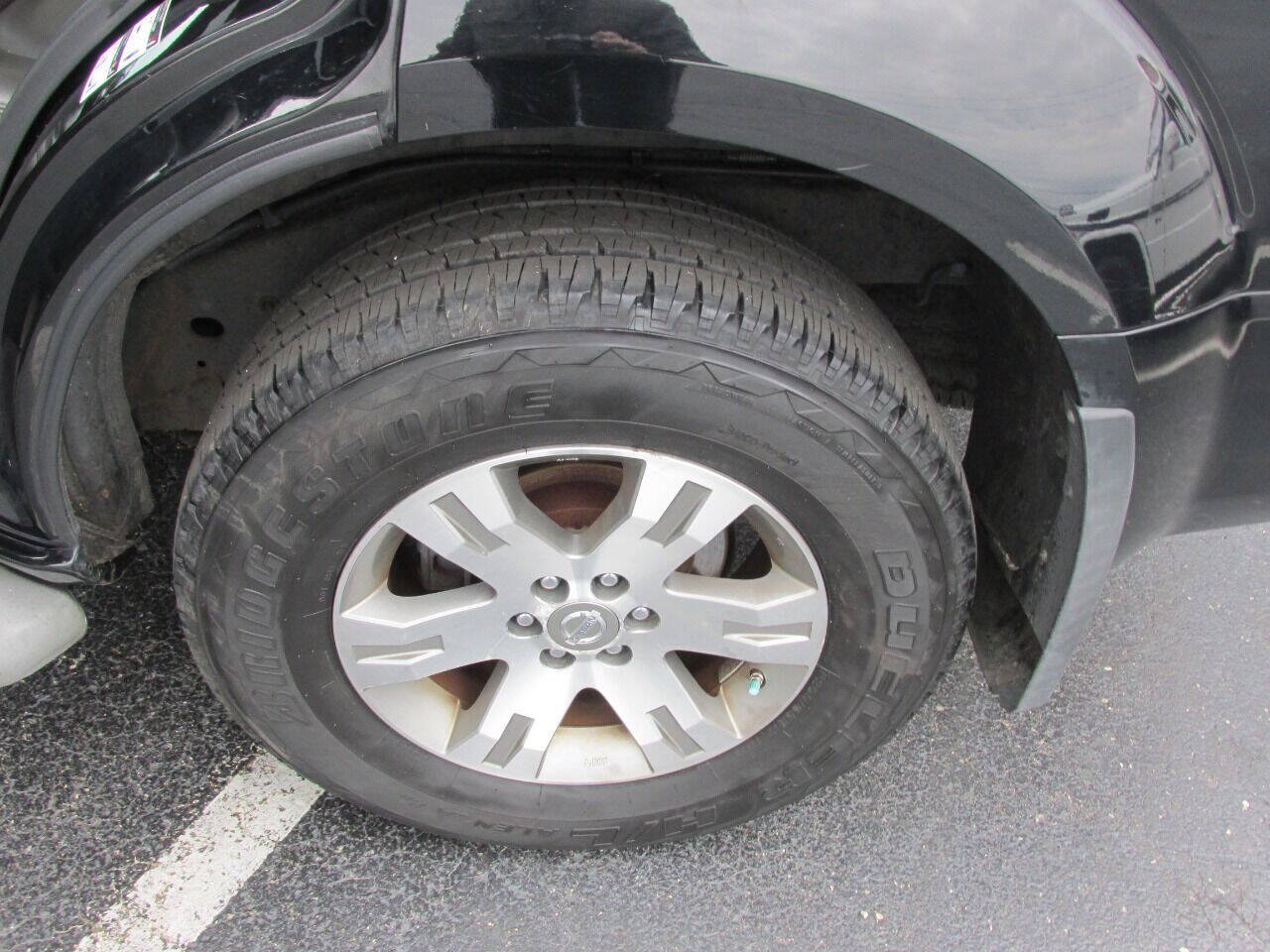Used 2012 Nissan Pathfinder Silver w/ DVD Entertainment Pkg AWD/4WD image 11
