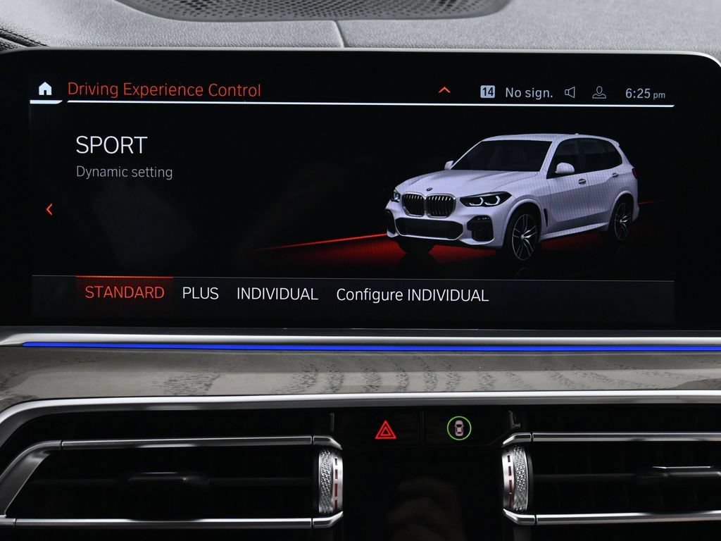 Used 2023 BMW X5 M50i w/ Executive Package AWD/4WD image 38