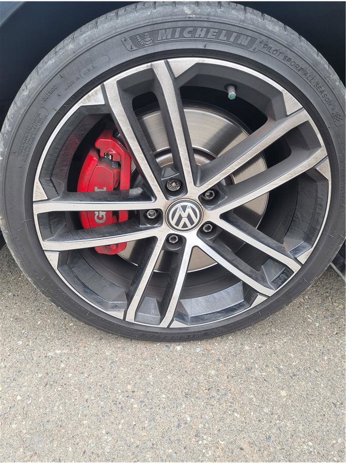 Used 2017 Volkswagen GTI Sport FWD image 16
