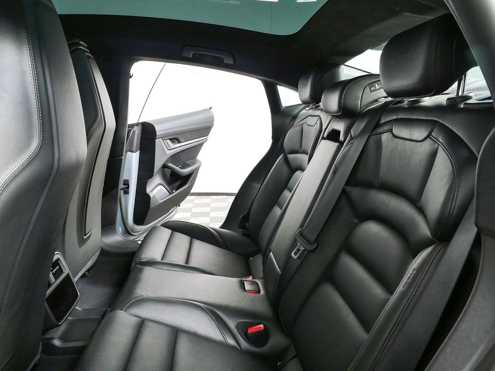 Certified 2020 Porsche Taycan Turbo AWD/4WD image 23