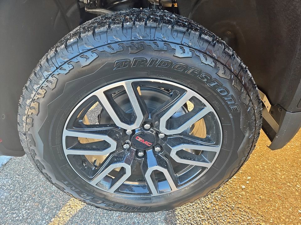 New 2026 GMC Sierra 1500 AT4 w/ AT4 Preferred Package image 37