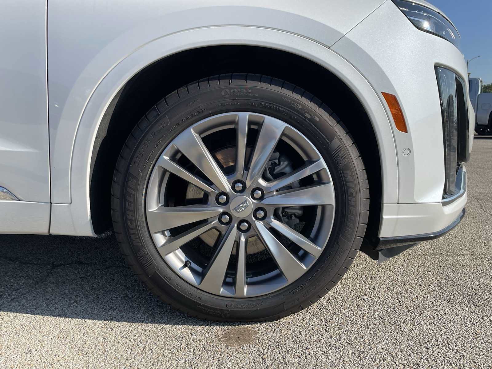 Used 2024 Cadillac XT6 Premium Luxury w/ Platinum Package AWD/4WD image 35
