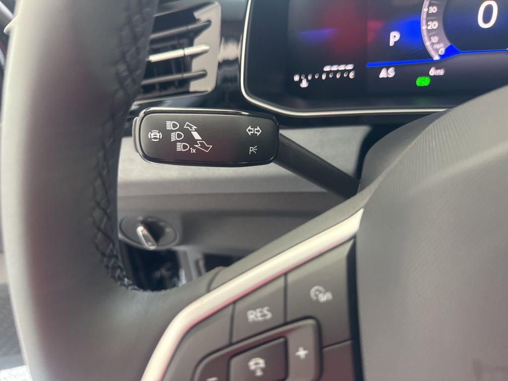 New 2026 Volkswagen Jetta SE image 17