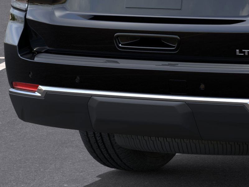 New 2026 Chevrolet Suburban LT image 14