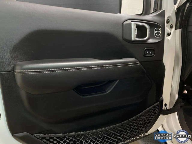 Used 2023 Jeep Wrangler Unlimited Sahara w/ Cold Weather Group image 30