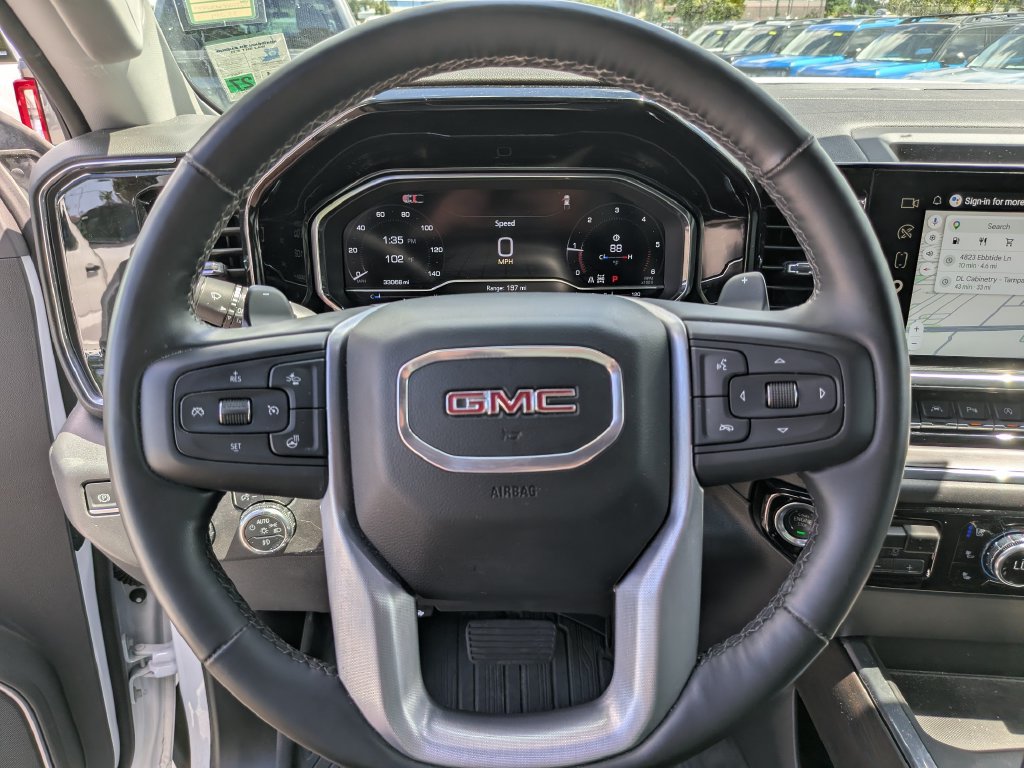 Used 2025 GMC Sierra 1500 SLT w/ SLT Premium Plus Package AWD/4WD image 29