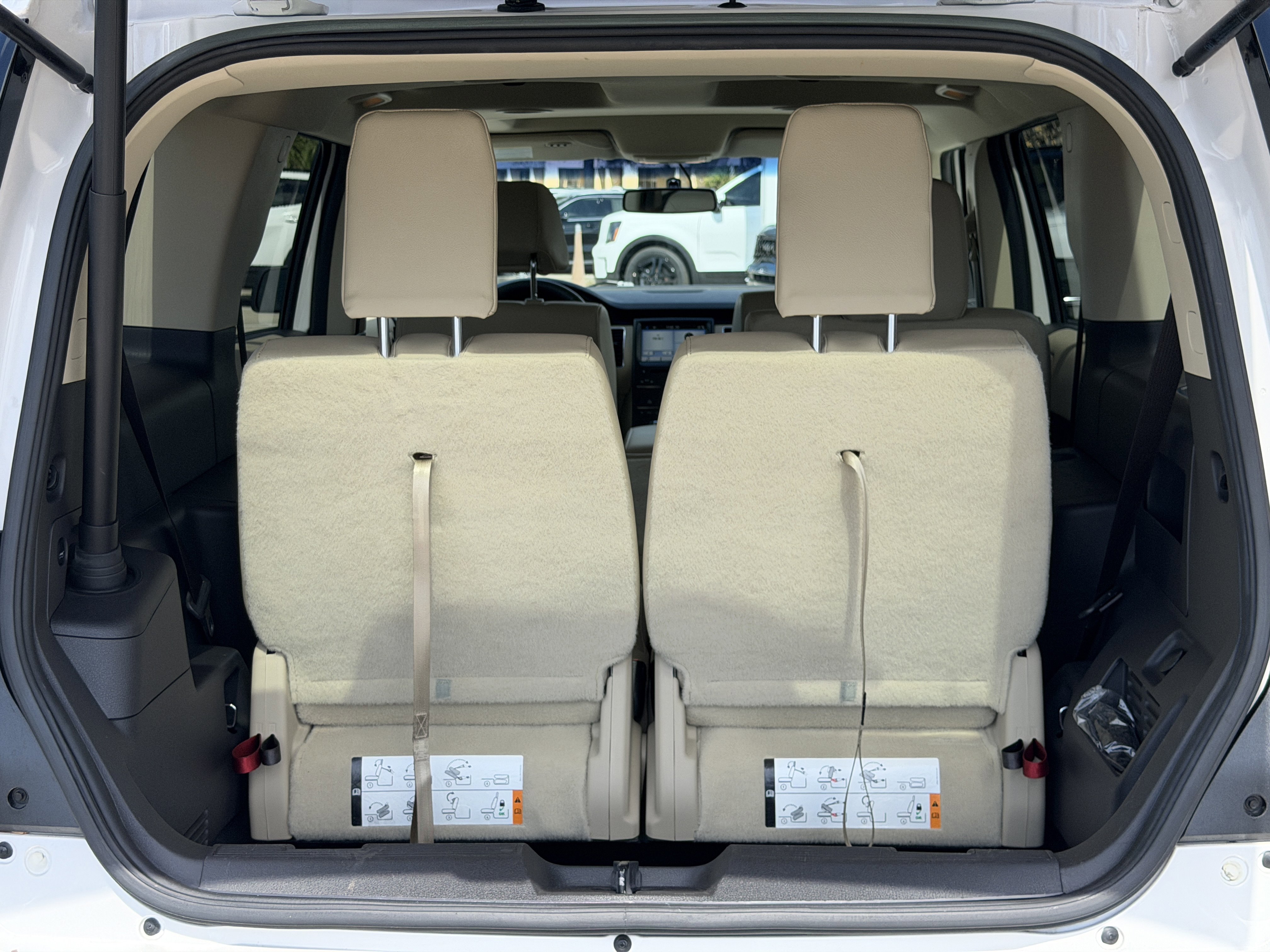 Used 2018 Ford Flex SEL w/ Equipment Group 202A image 11