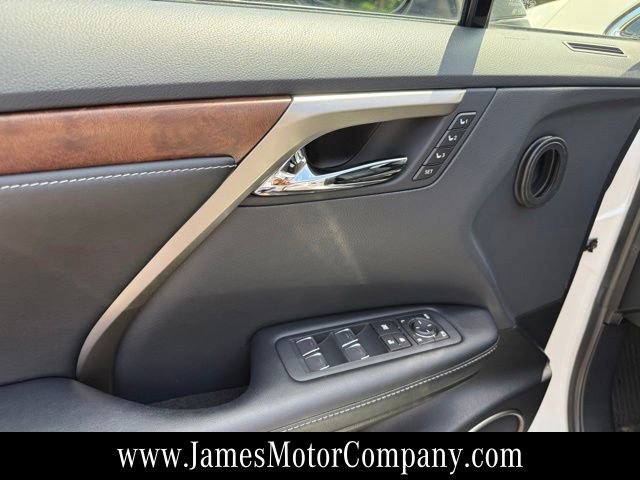 Used 2022 Lexus RX 350L Premium w/ Premium Package AWD/4WD image 12