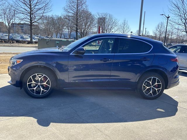Used 2021 Alfa Romeo Stelvio Ti AWD/4WD image 12