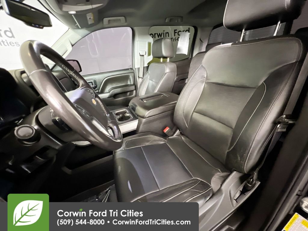 Used 2018 Chevrolet Silverado 1500 LTZ Z71 w/ Midnight Edition image 25