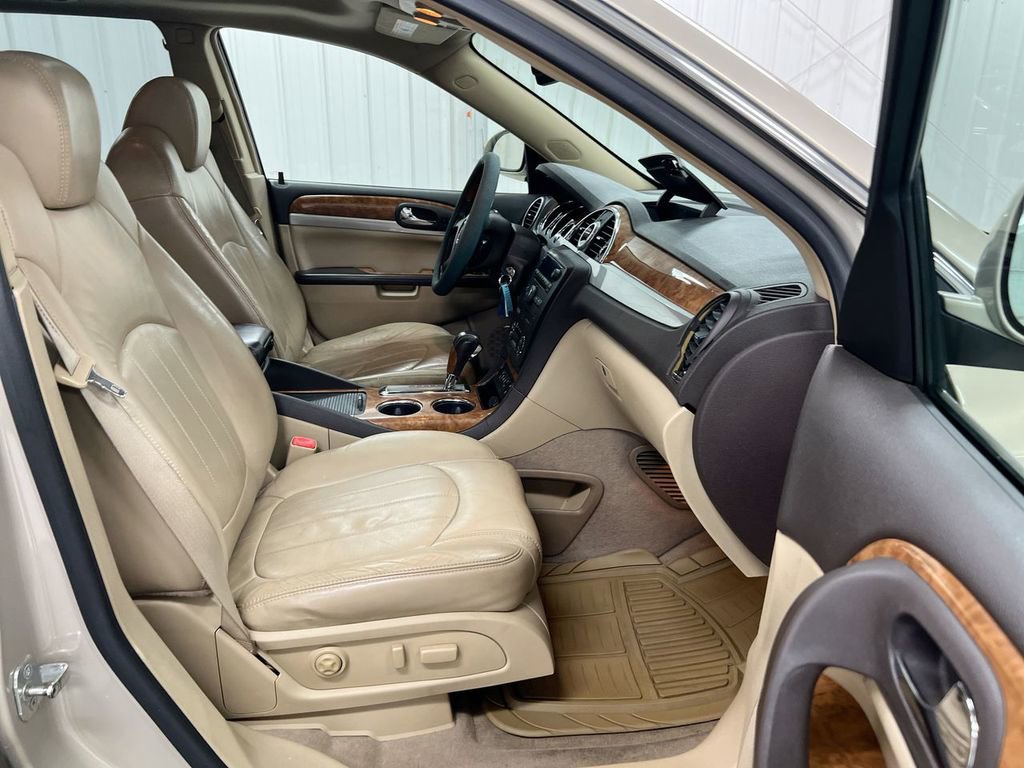 Used 2008 Buick Enclave CXL w/ Entertainment Package #1 AWD/4WD image 21