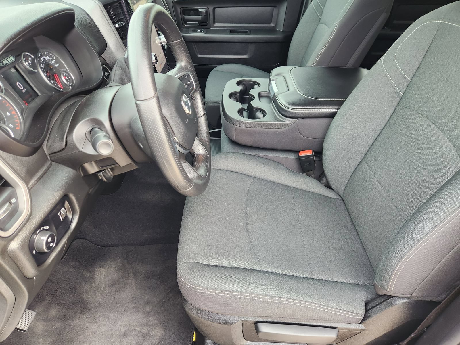 Used 2025 RAM 2500 Tradesman AWD/4WD image 16