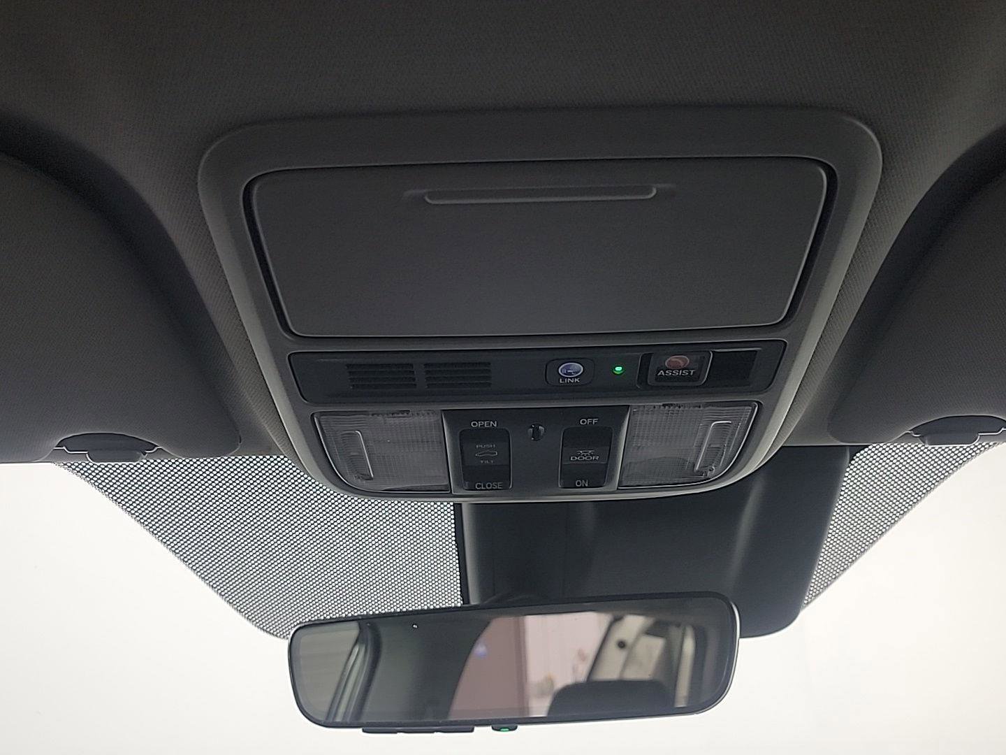 Certified 2019 Honda Odyssey Touring image 23