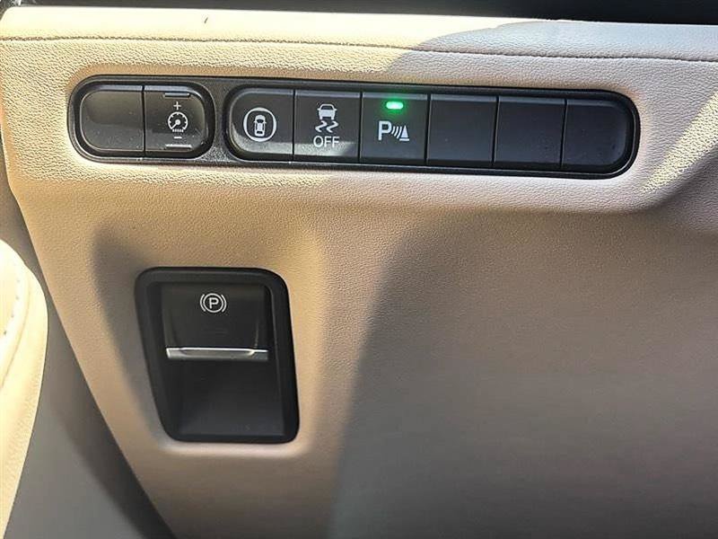 Used 2022 Acura MDX FWD w/ Technology Package image 18