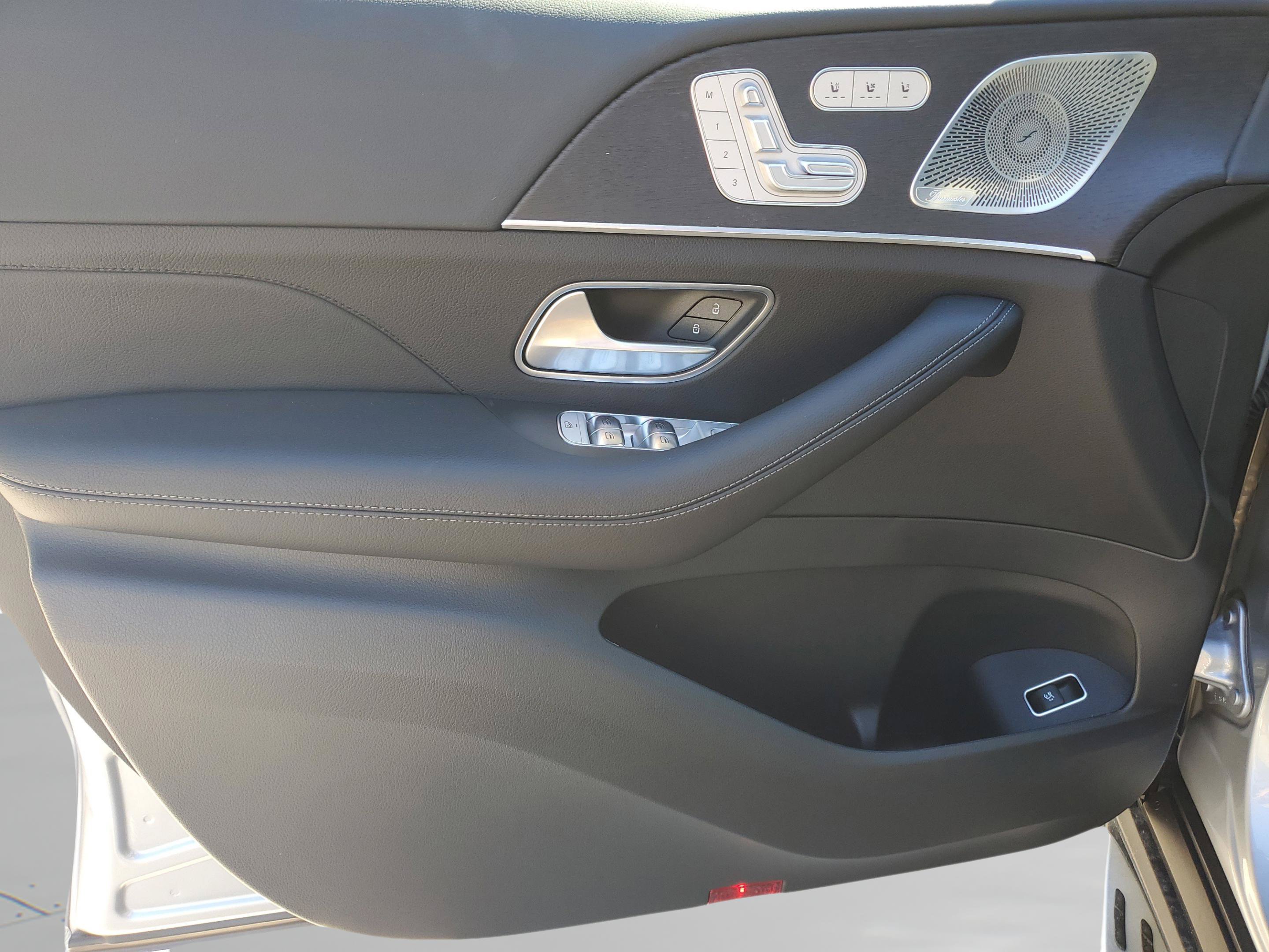 Certified 2026 Mercedes-Benz GLS 450 4MATIC image 20