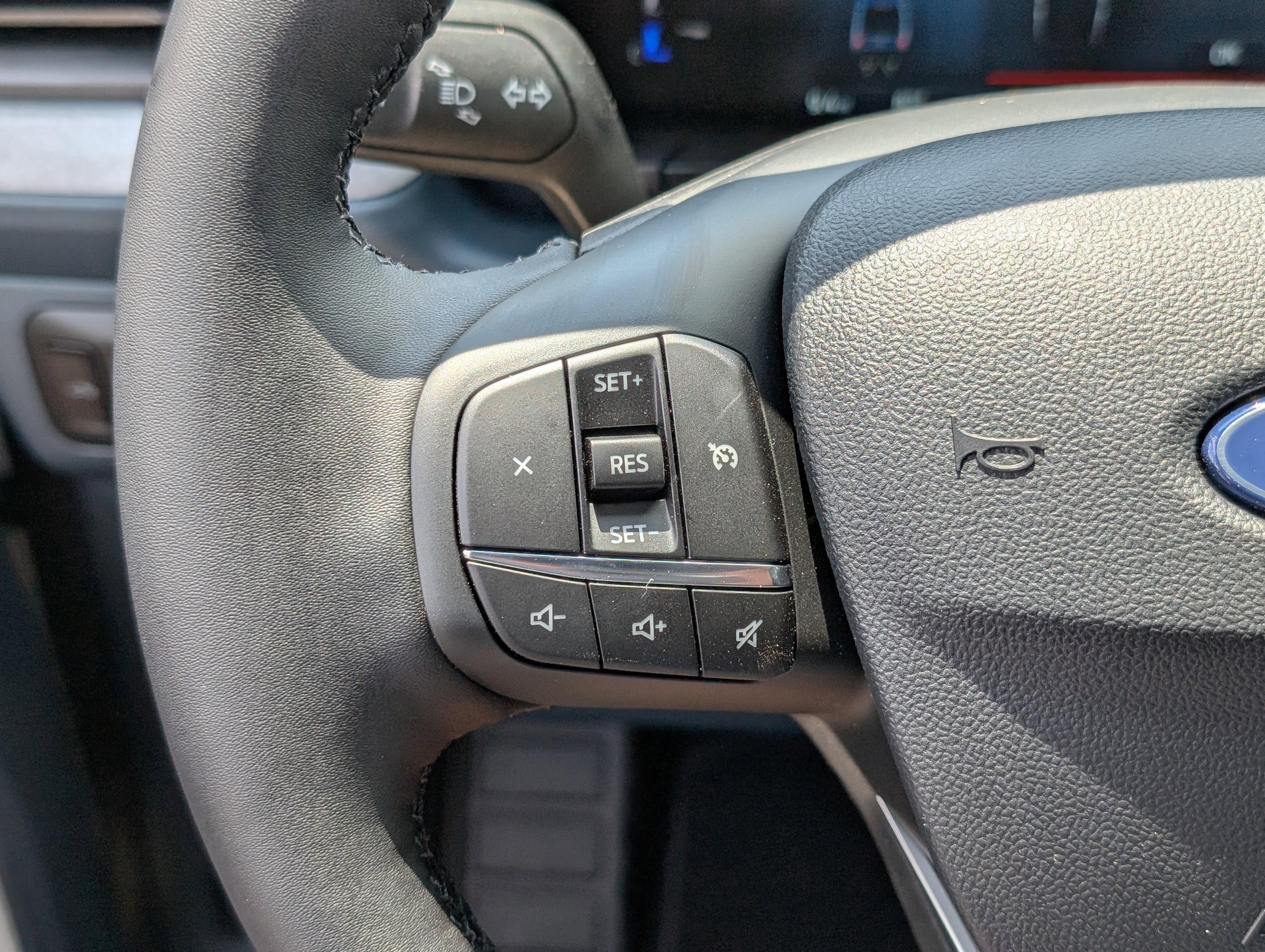 New 2025 Ford Maverick XLT w/ XLT Luxury Package image 19