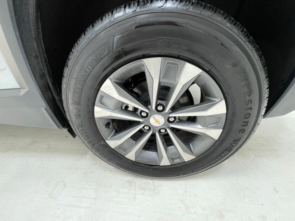 New 2026 Chevrolet Equinox LT FWD image 9