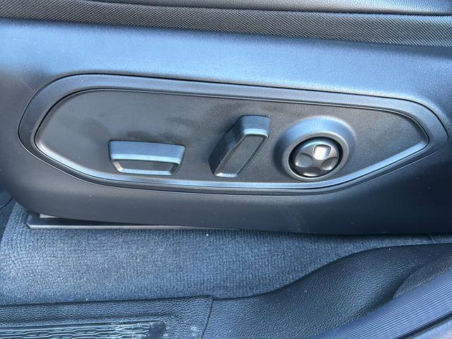 New 2025 Jeep Grand Cherokee L Limited w/ Luxury Tech Group II image 20