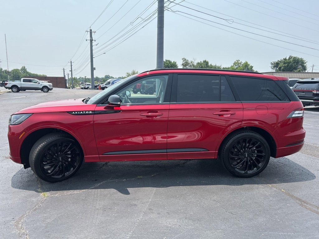 New 2025 Lincoln Aviator Reserve w/ Equipment Group 201A image 4