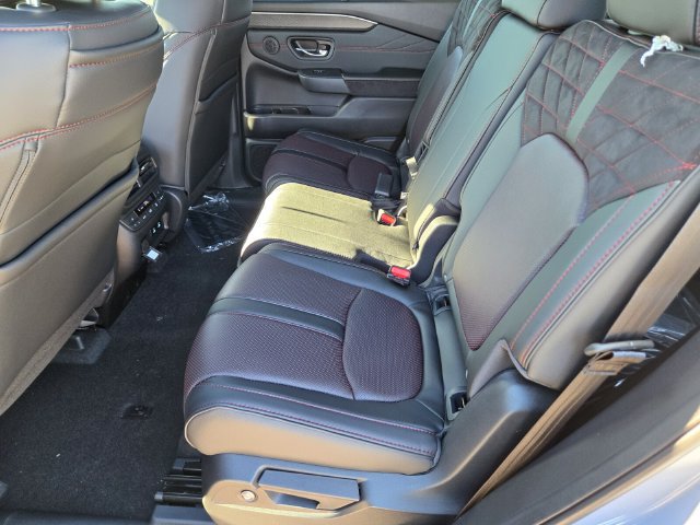 New 2026 Honda Pilot Black Edition image 9
