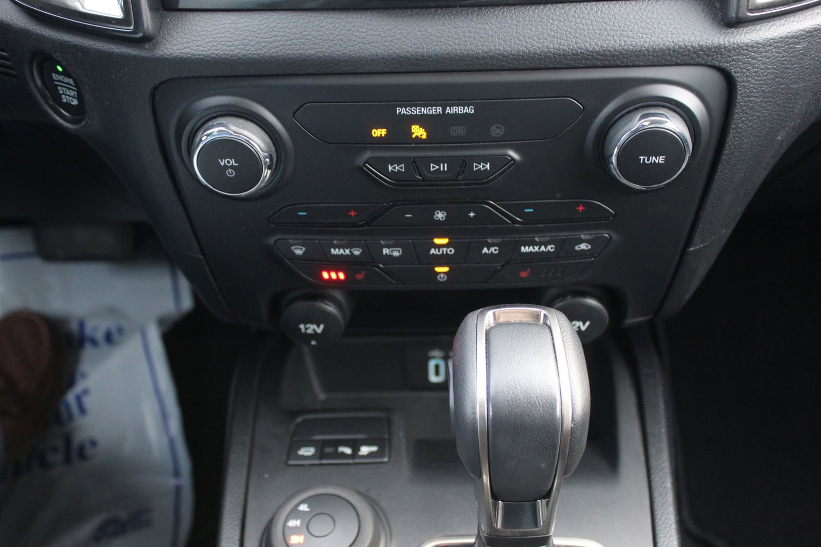 Used 2023 Ford Ranger Lariat w/ Equipment Group 501A High image 30