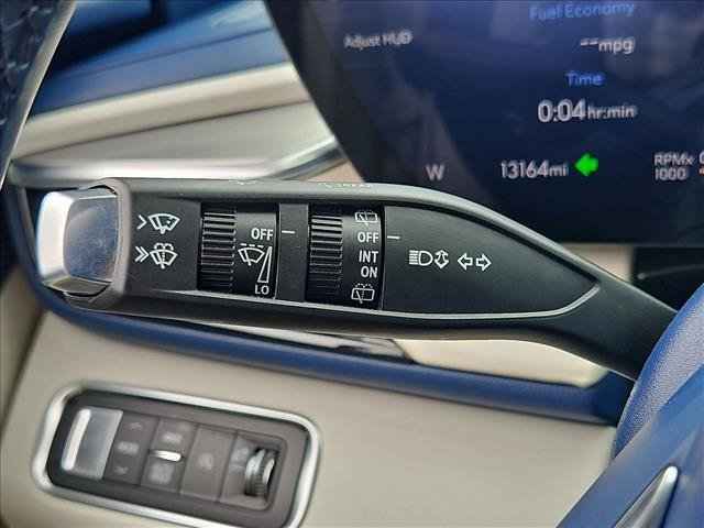 Certified 2025 Buick Enclave Avenir w/ Super Cruise Package AWD/4WD image 16