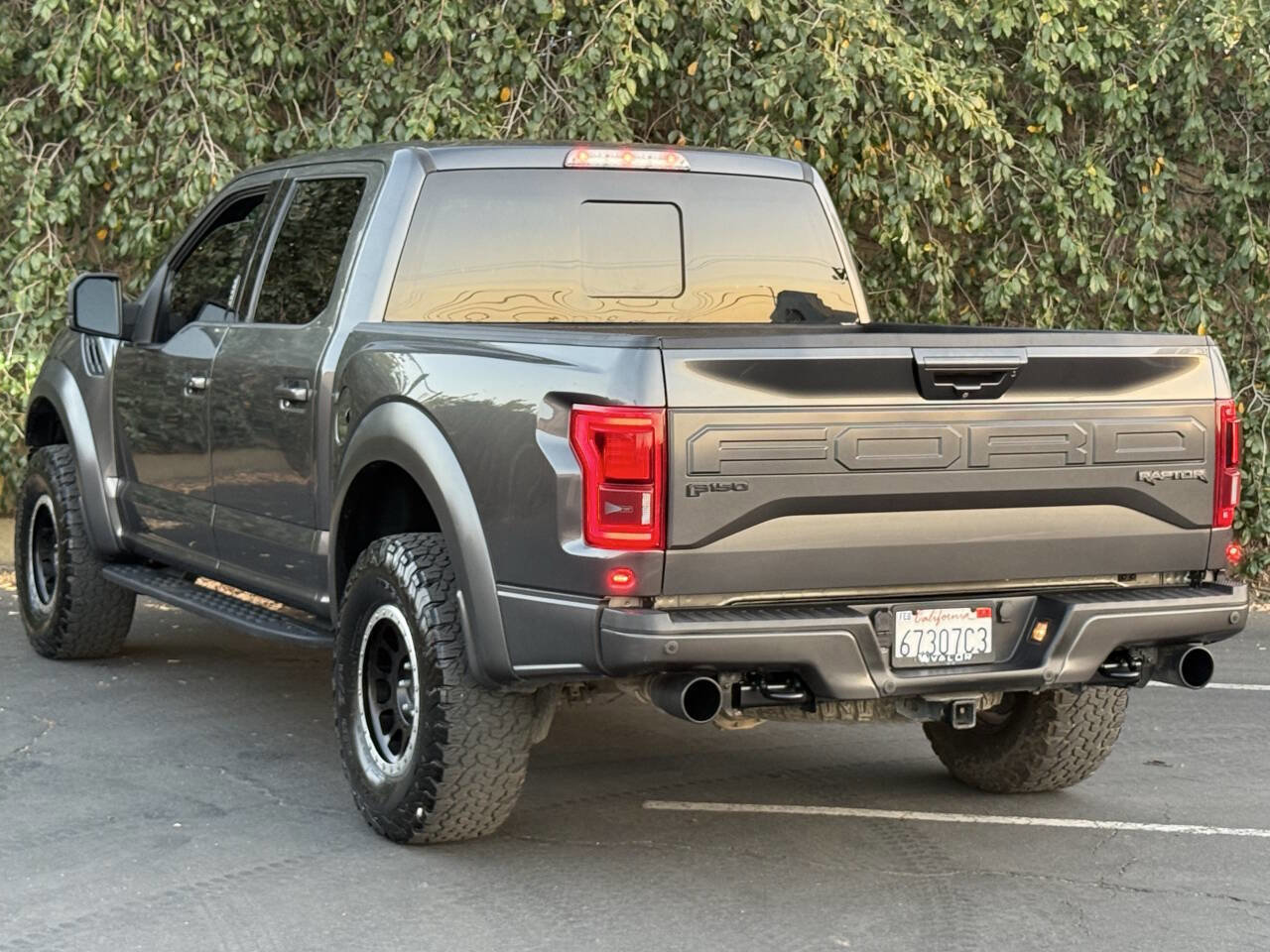 Used 2018 Ford F150 Raptor w/ Equipment Group 802A Luxury image 5