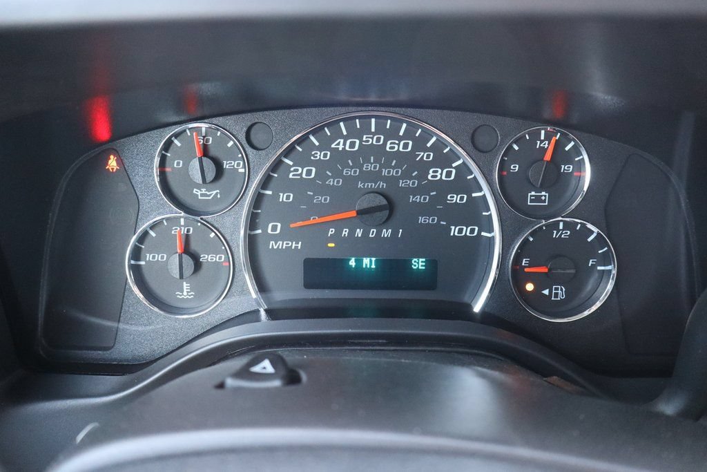 New 2025 Chevrolet Express 2500 w/ Driver Convenience Package RWD image 30