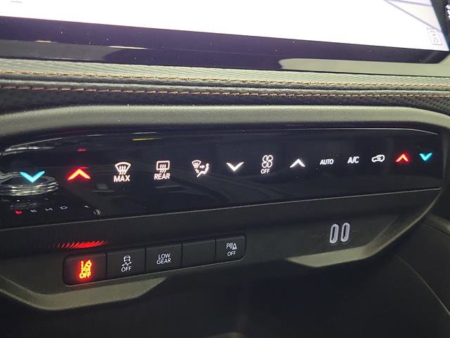 Used 2026 Jeep Cherokee Limited image 30