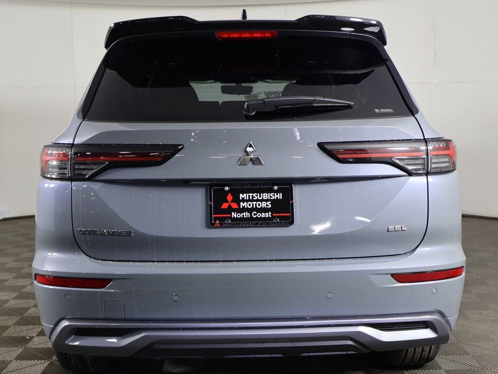 New 2026 Mitsubishi Outlander SEL AWD/4WD image 16