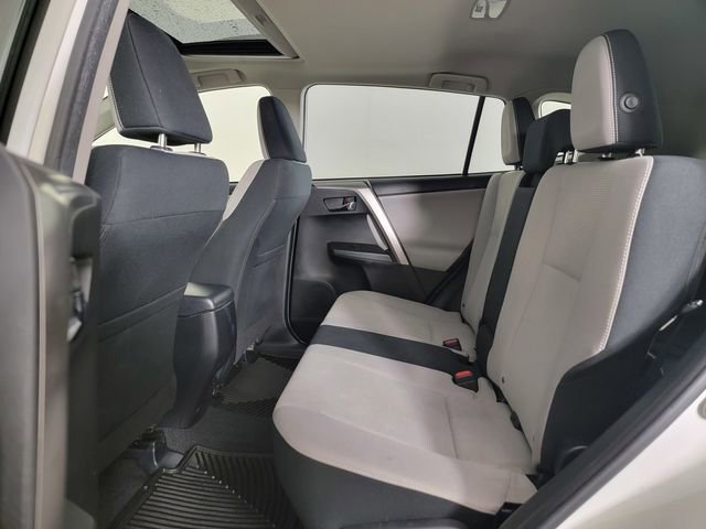 Used 2016 Toyota RAV4 XLE image 14