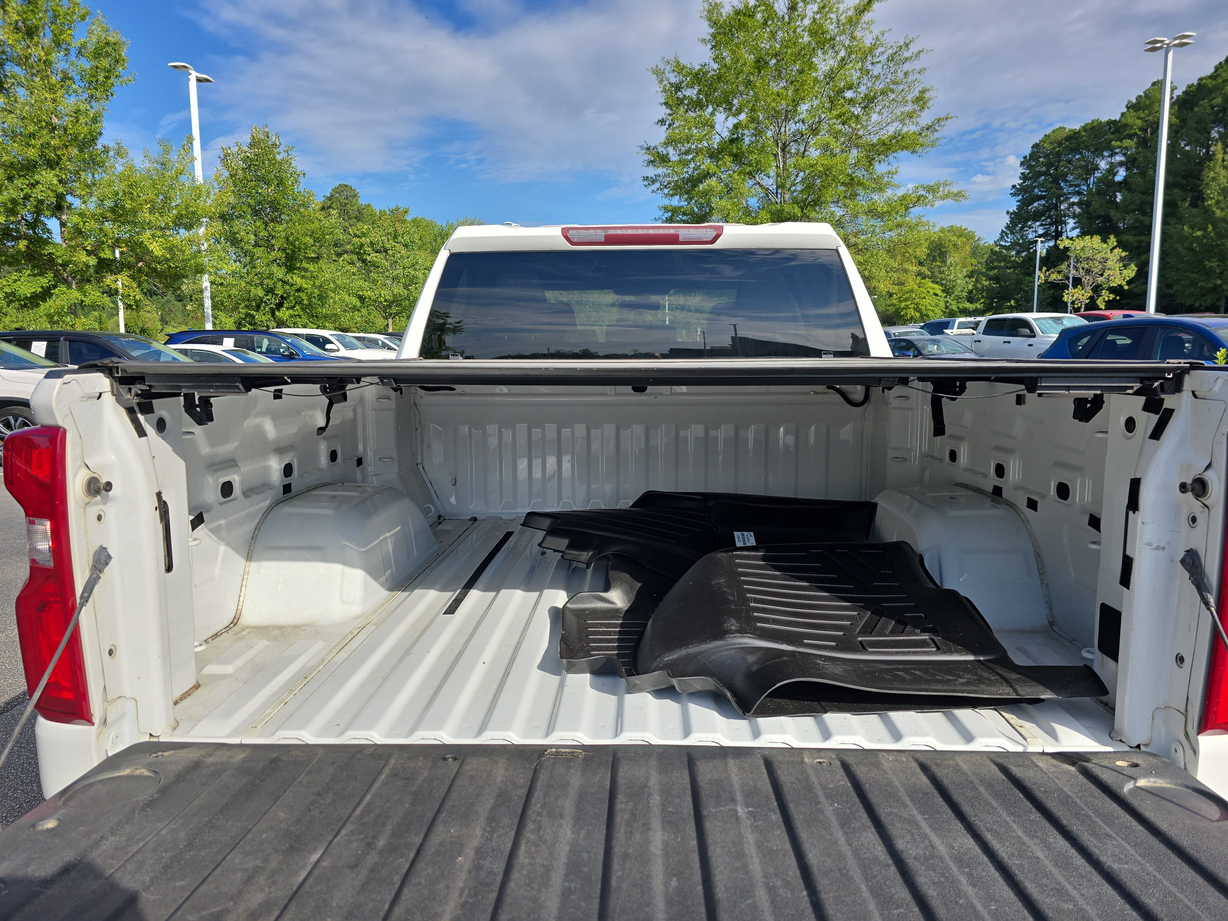 Used 2021 Chevrolet Silverado 1500 Custom Trail Boss AWD/4WD image 13