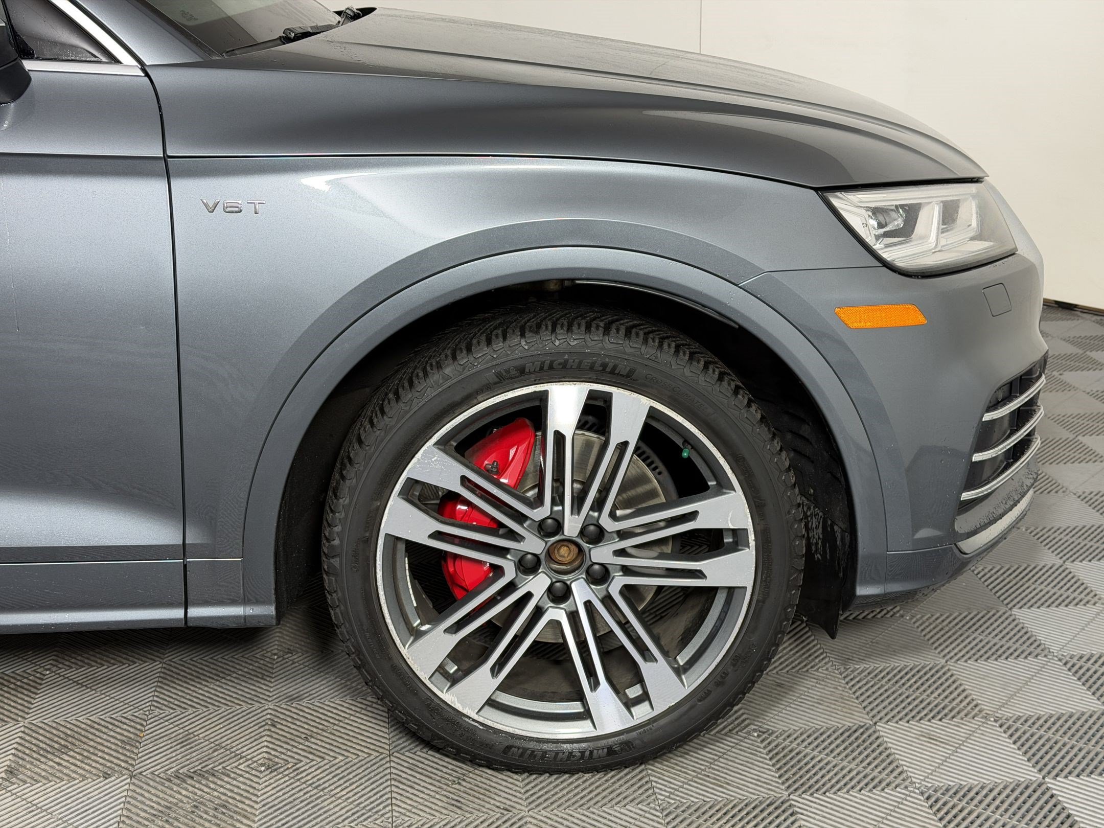 Used 2018 Audi SQ5 Prestige AWD/4WD image 13