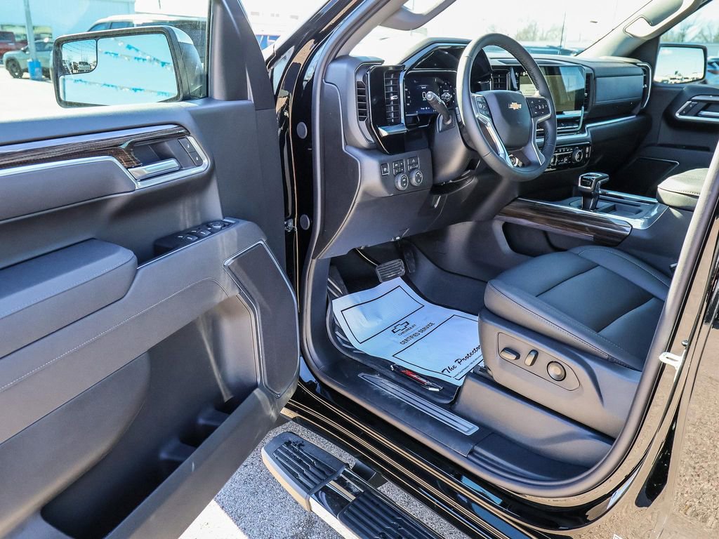 New 2026 Chevrolet Silverado 1500 LT image 25
